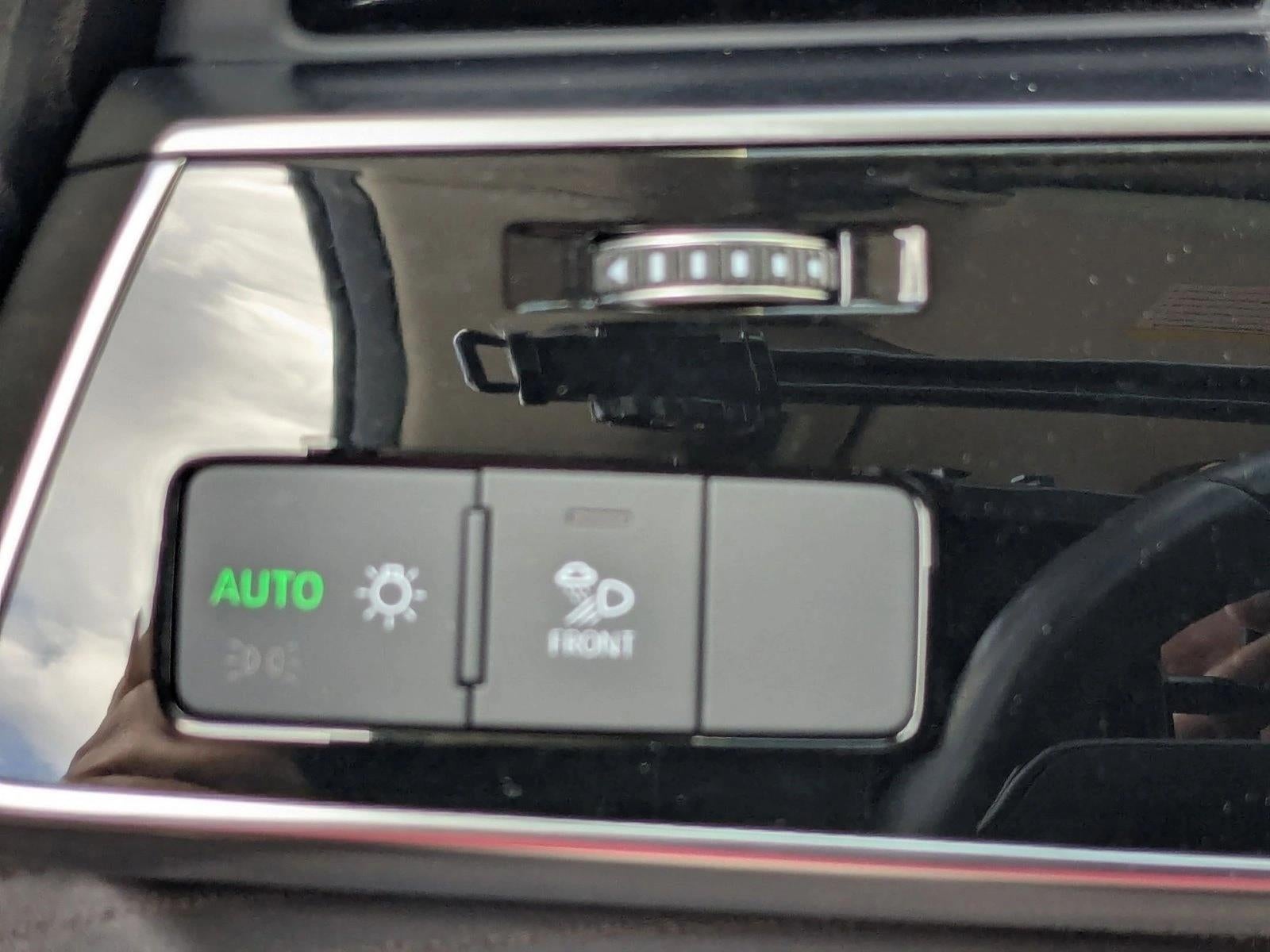 2022 Audi Q8 Premium Plus 55 TFSI quattro