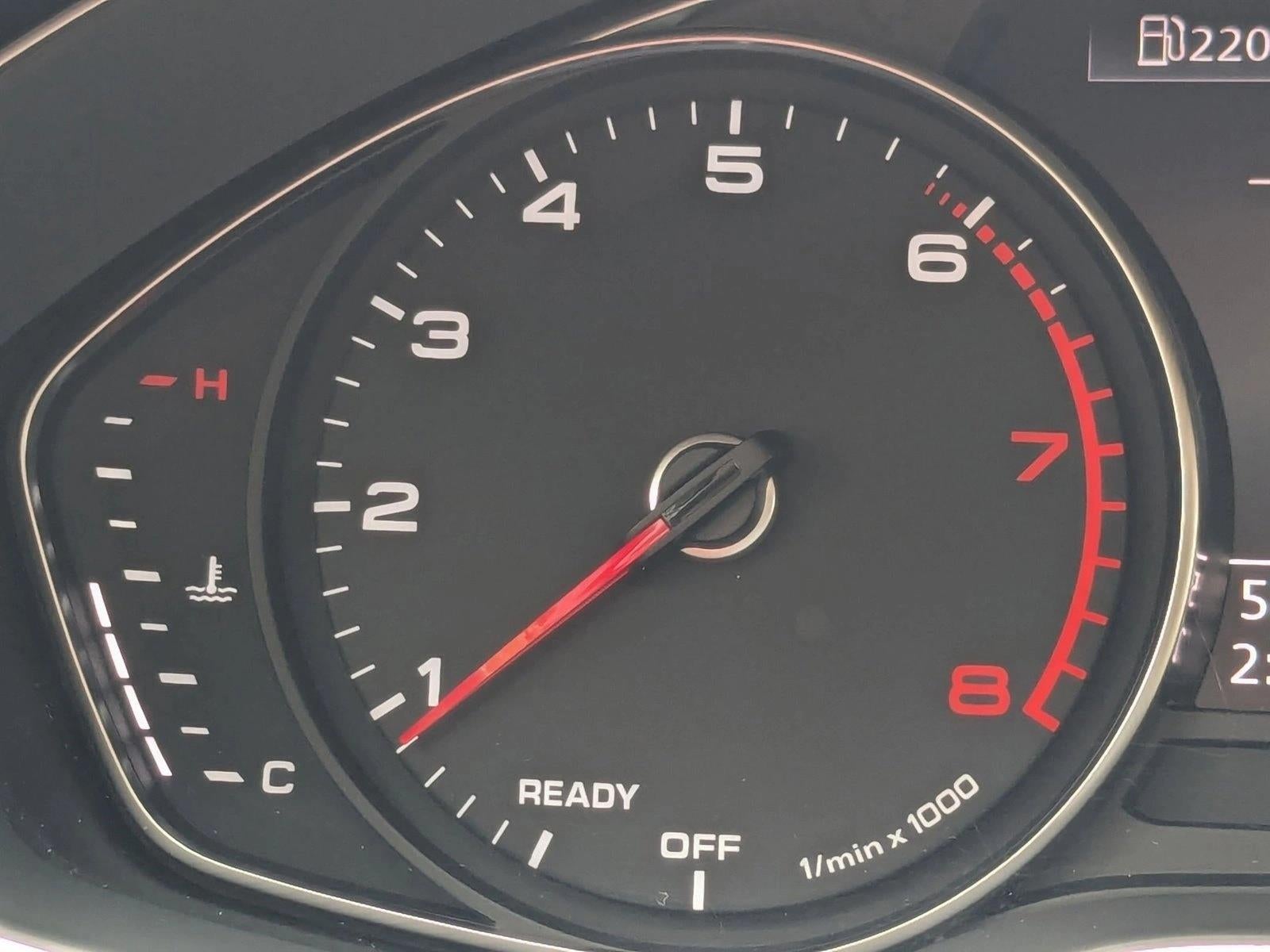 2022 Audi A4 Sedan Premium 40 TFSI quattro