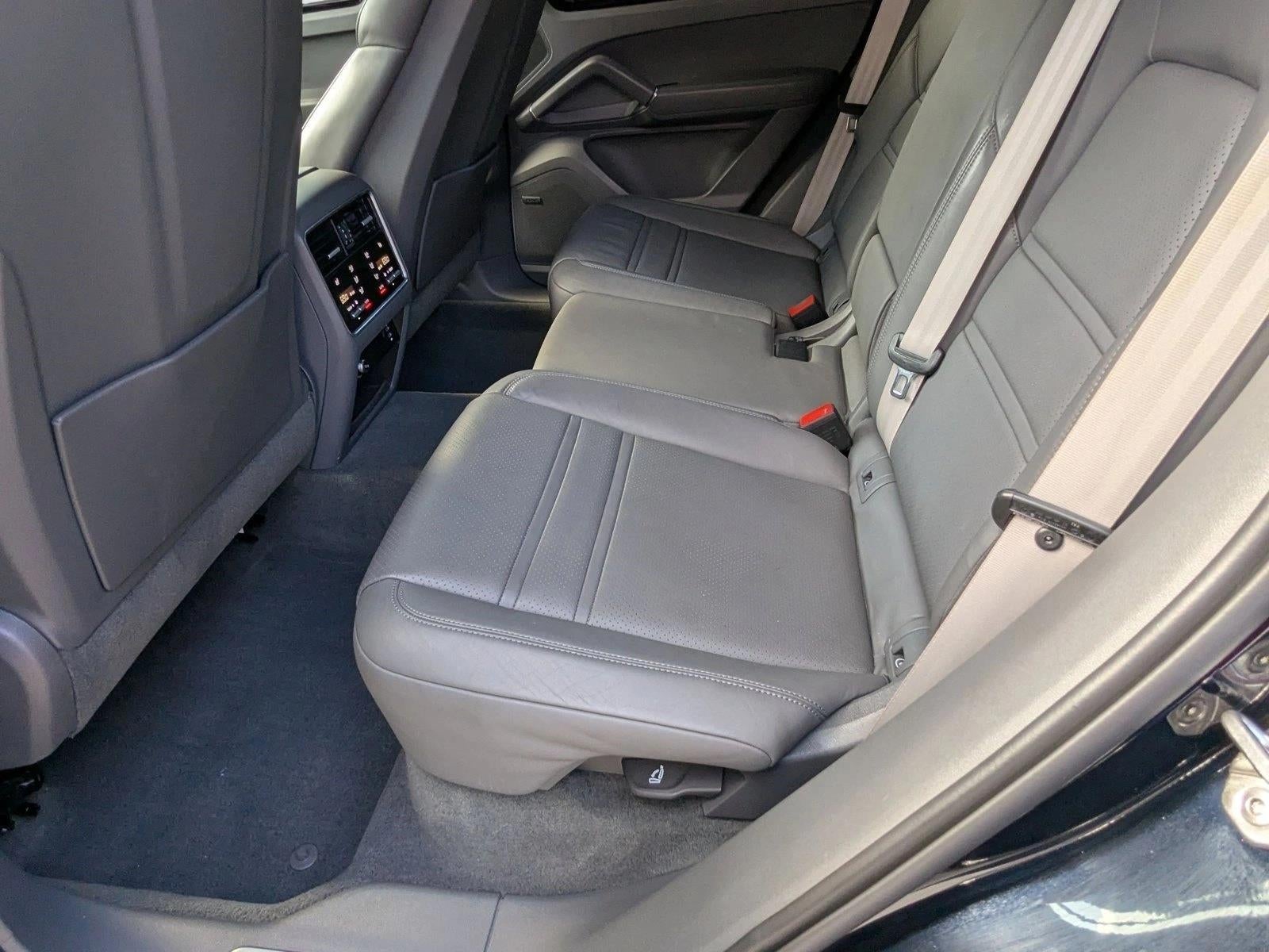 2023 Porsche Cayenne Platinum Edition Coupe AWD