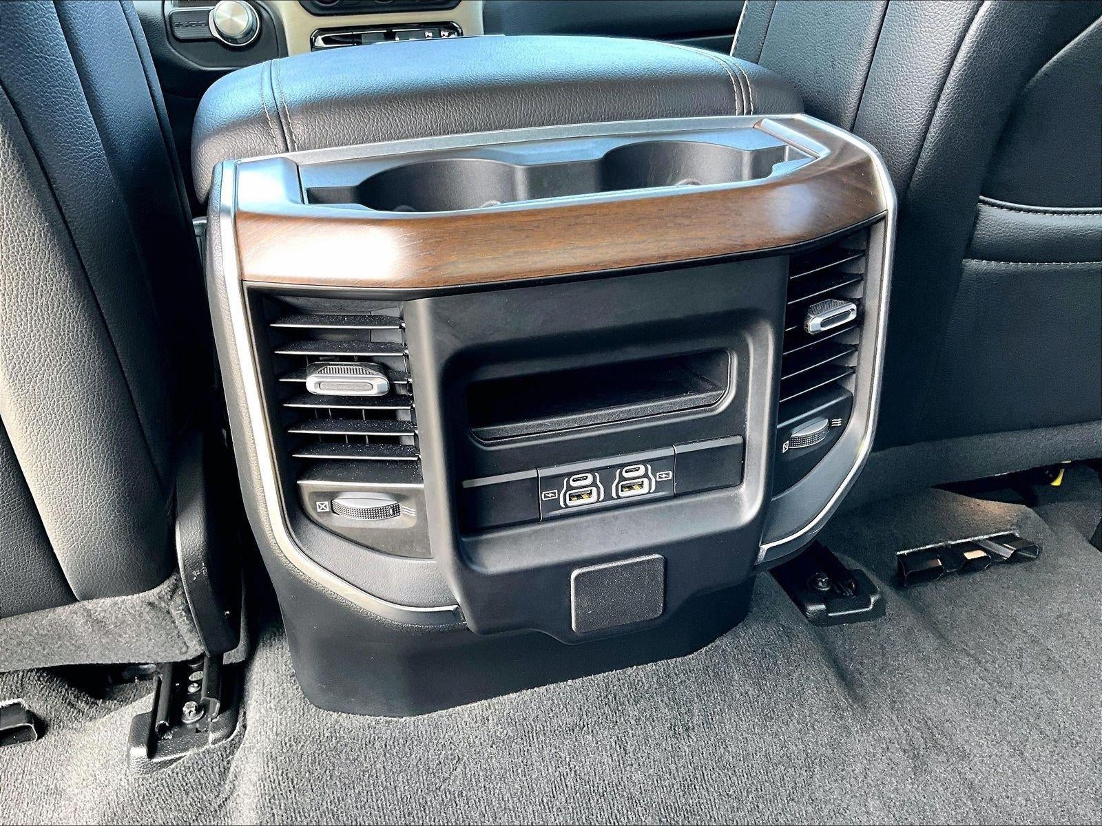 2022 RAM 1500 Laramie 4x2 Crew Cab 5'7" Box