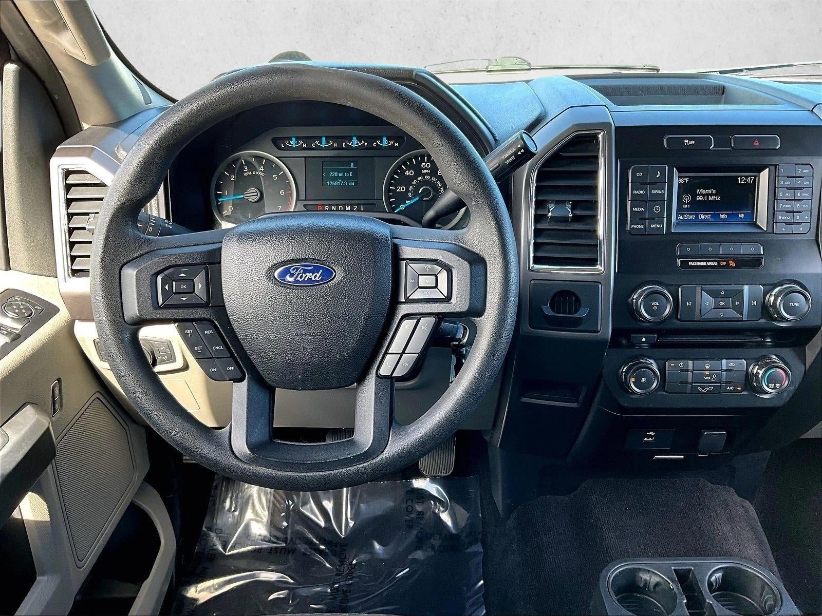 2016 Ford F-150 2WD SuperCrew 5-1/2 Ft Box XLT