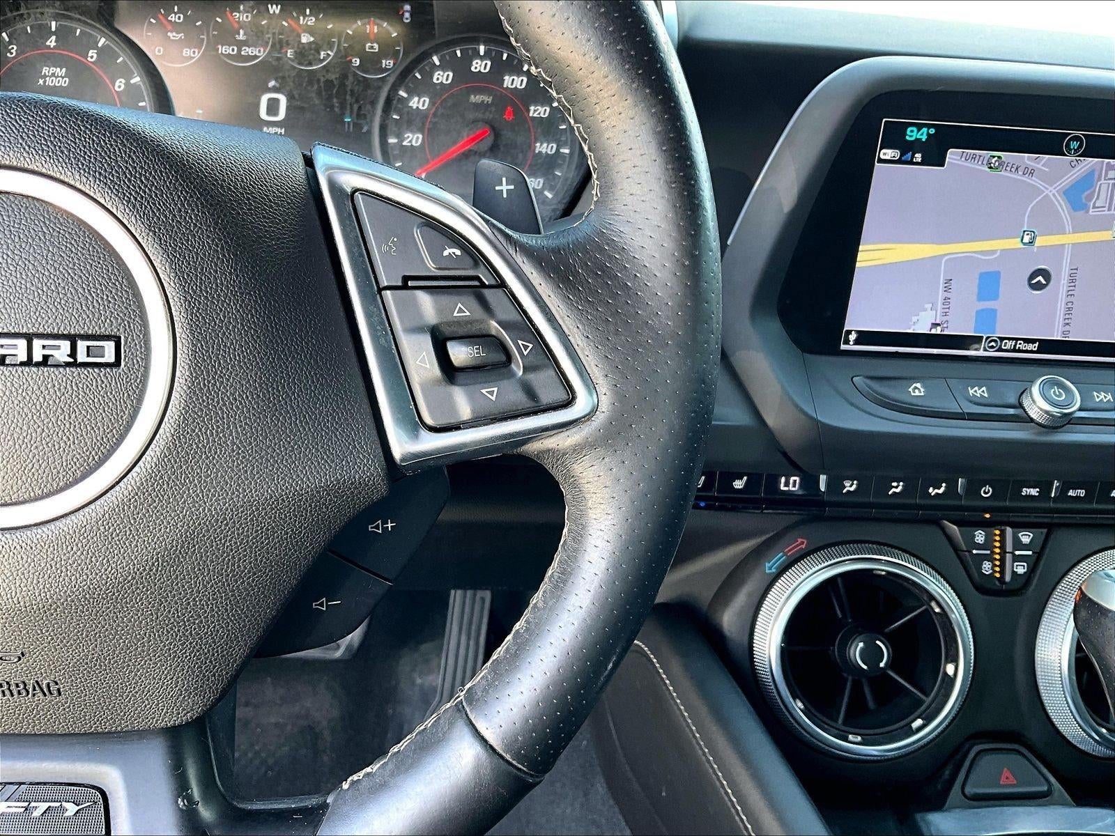2017 Chevrolet Camaro 2dr Convertible 2LT