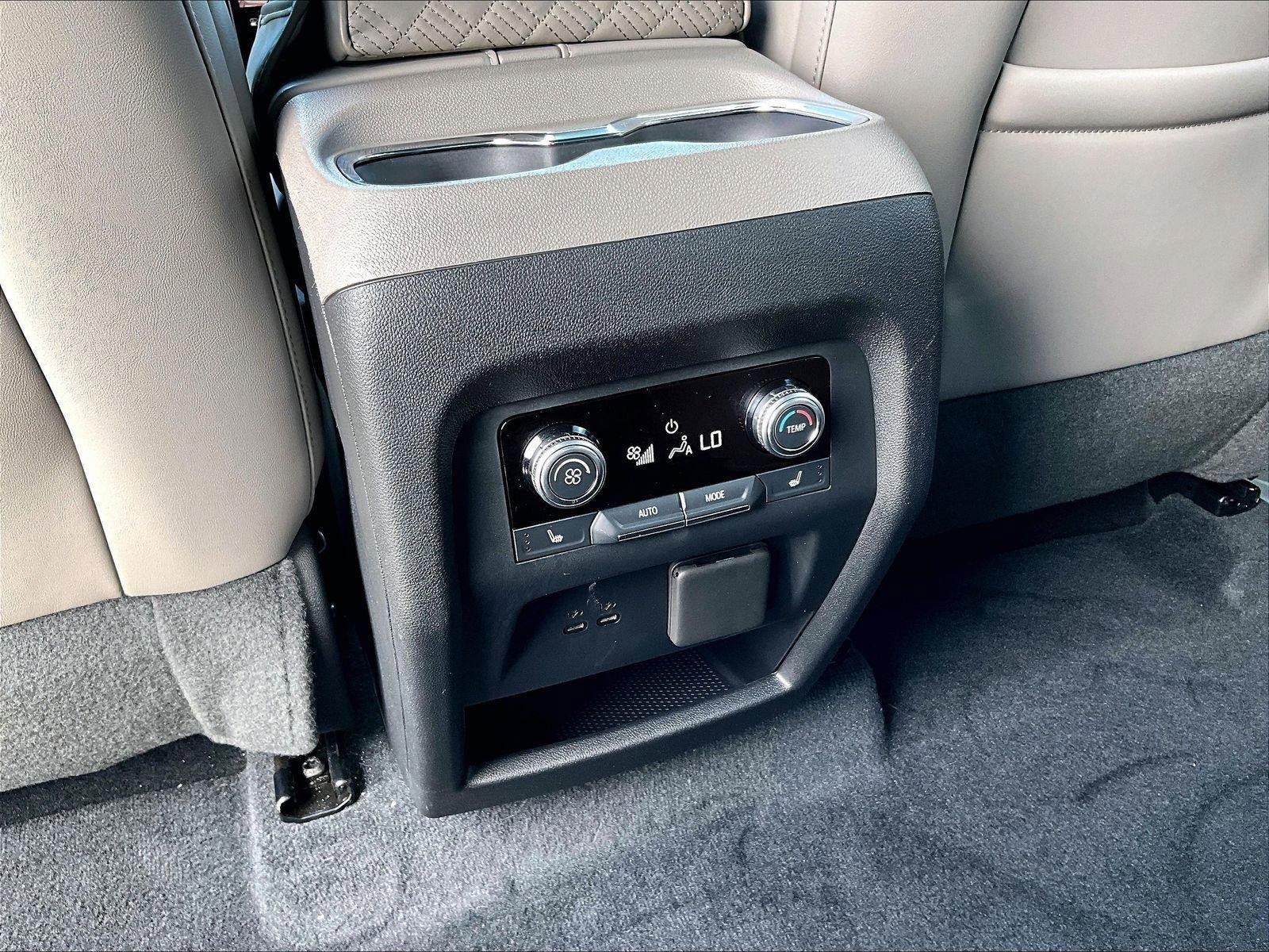 2024 GMC Acadia FWD Elevation