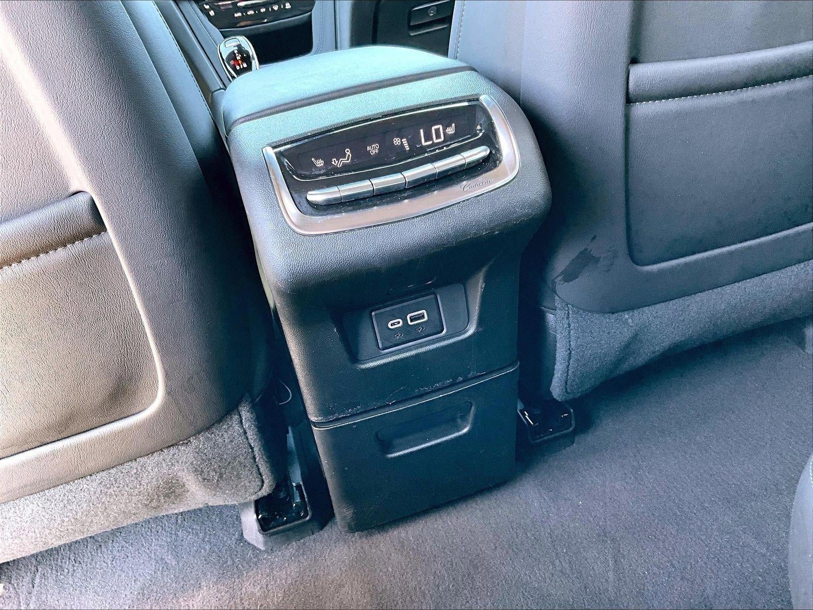 2025 Cadillac XT6 AWD 4dr Sport