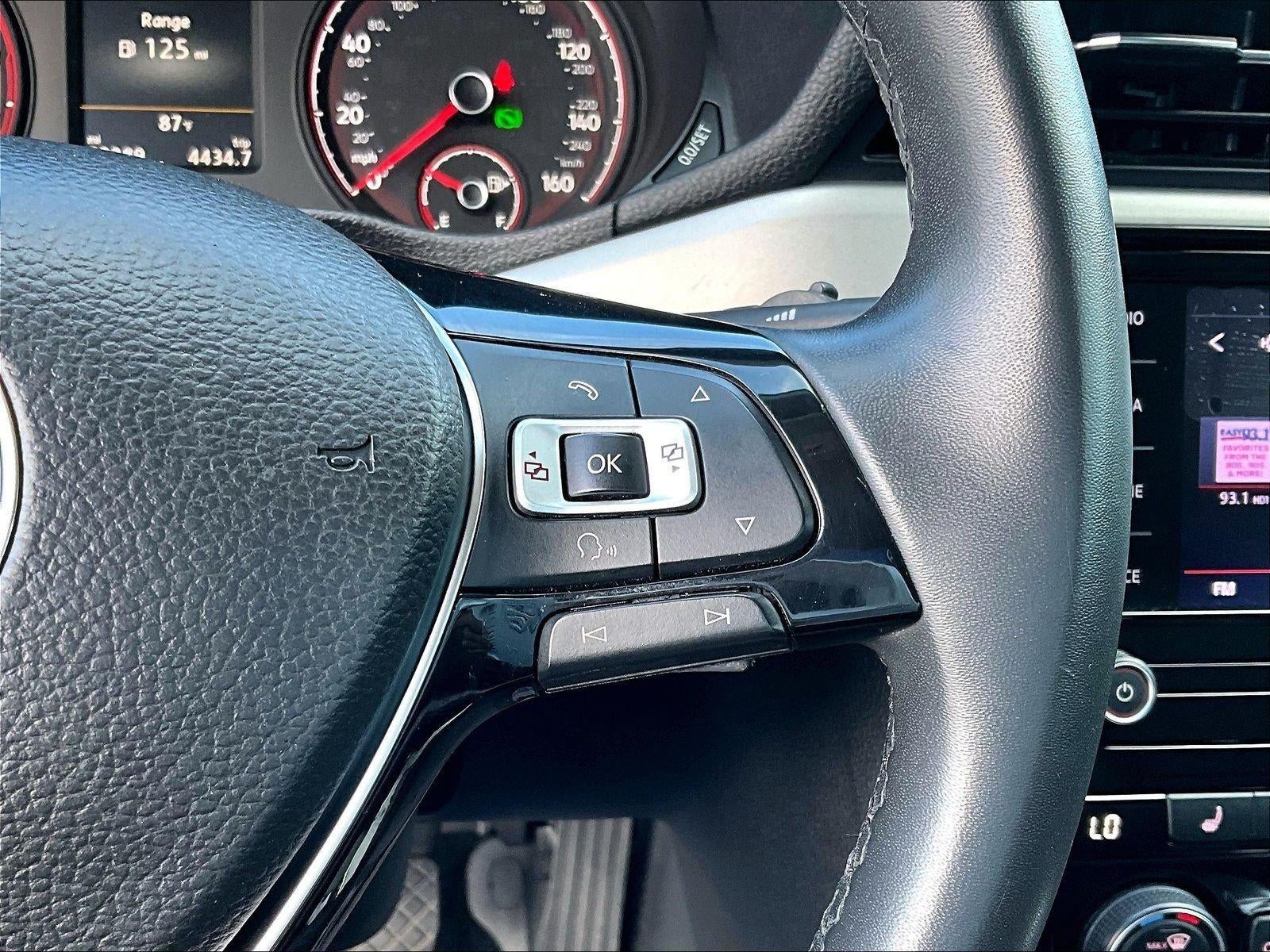 2021 Volkswagen Passat 2.0T SE Auto