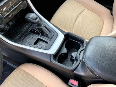 2021 Toyota RAV4 LE FWD (GS)