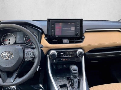 2021 Toyota RAV4 LE FWD (GS)