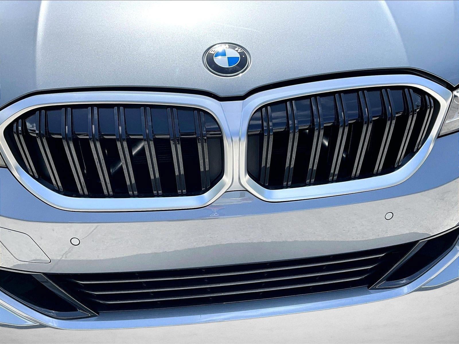 2024 BMW 330i Sedan
