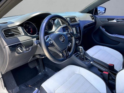 2015 Volkswagen Jetta 4dr Auto 1.8T Sport PZEV Sedan