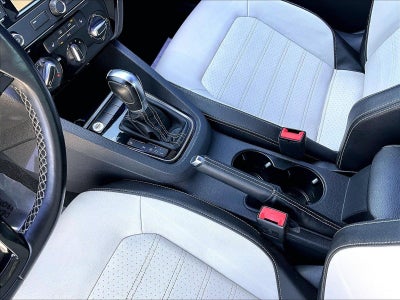 2015 Volkswagen Jetta 4dr Auto 1.8T Sport PZEV Sedan