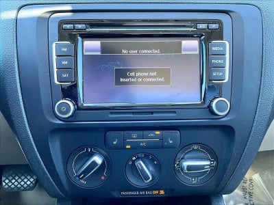 2013 Volkswagen Jetta 4dr Auto SE with Convenience Sedan