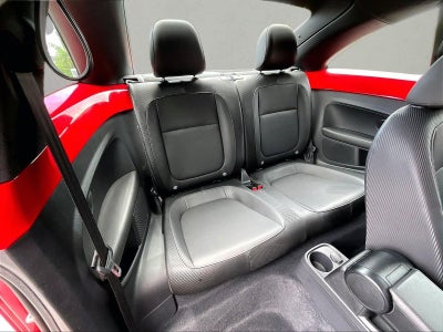 2015 Volkswagen Beetle 2dr Auto 1.8T