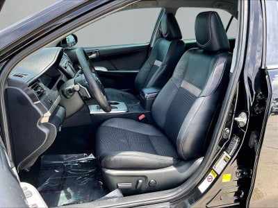 2013 Toyota Camry 4dr Sdn I4 Auto SE (Natl)