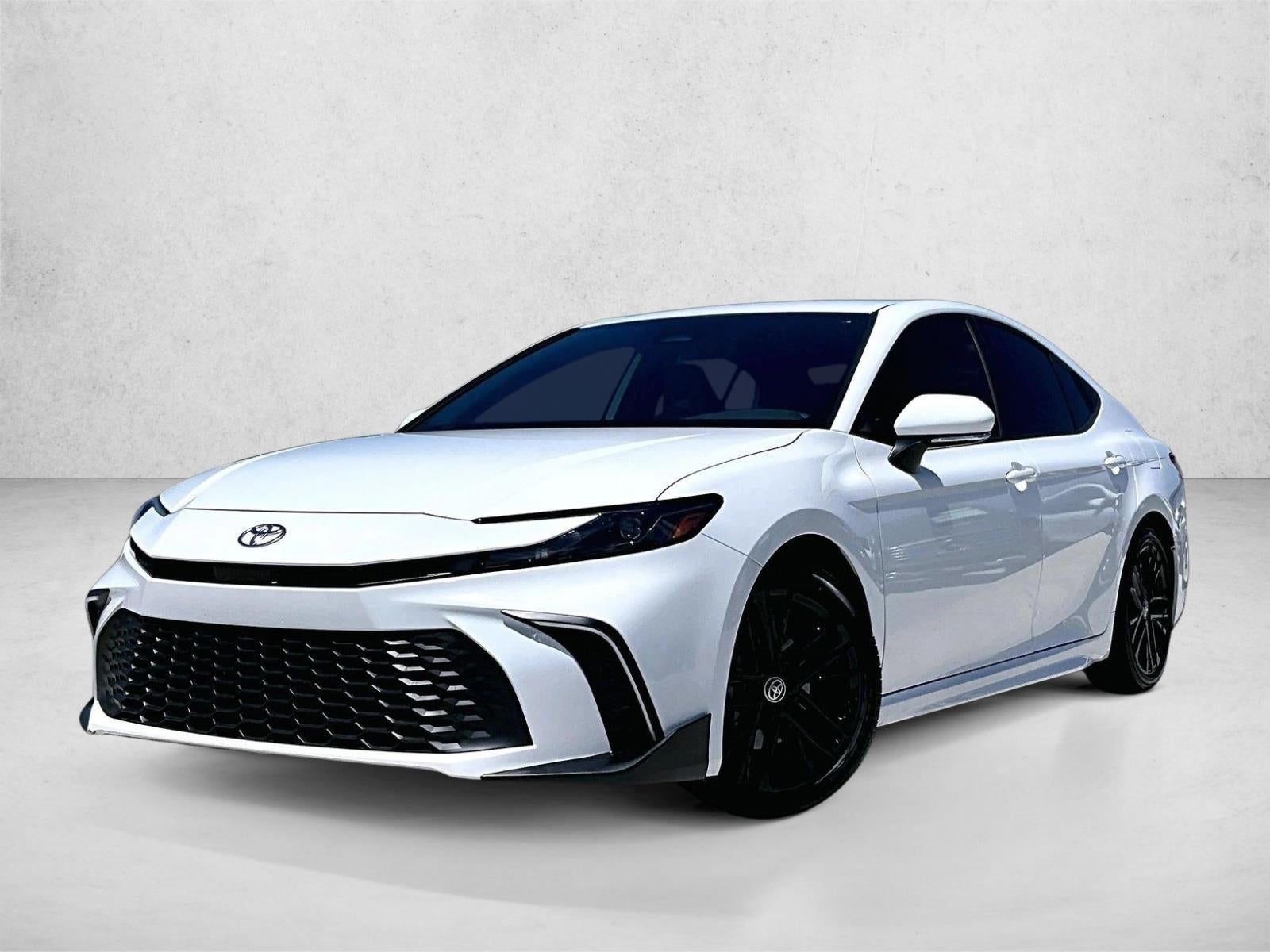2025 Toyota Camry SE (Natl)