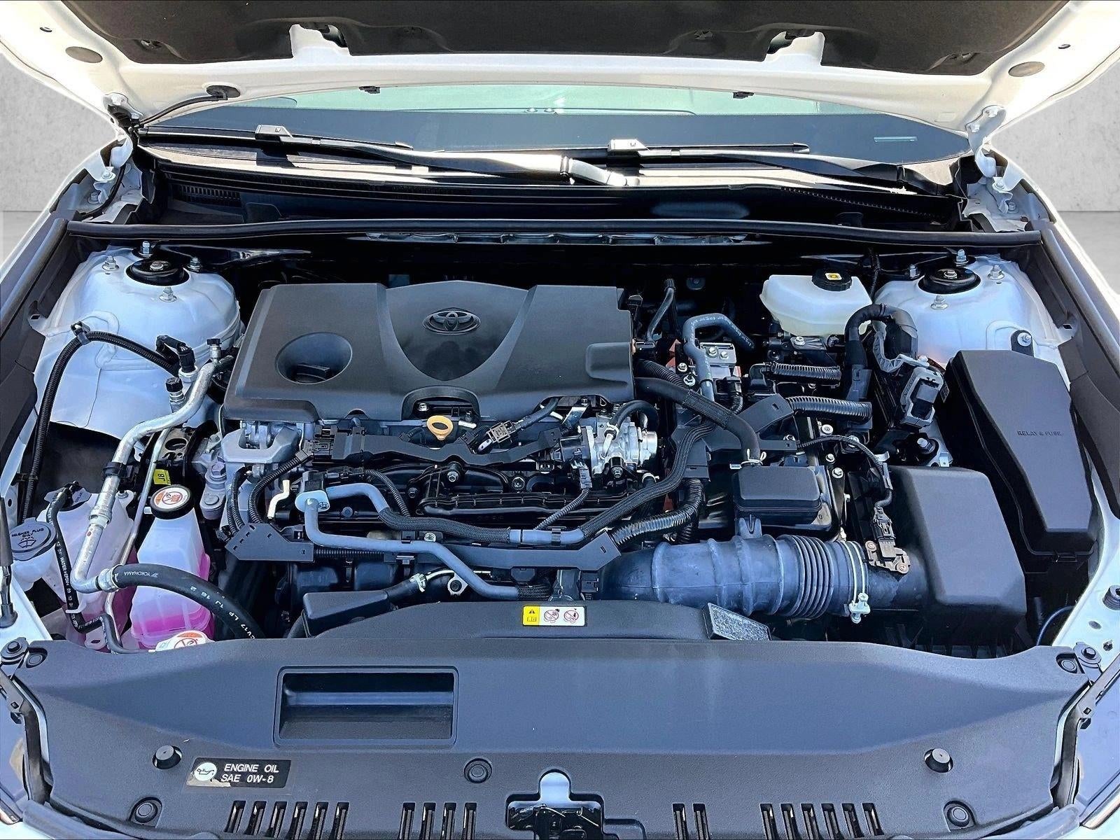 2025 Toyota Camry SE (Natl)