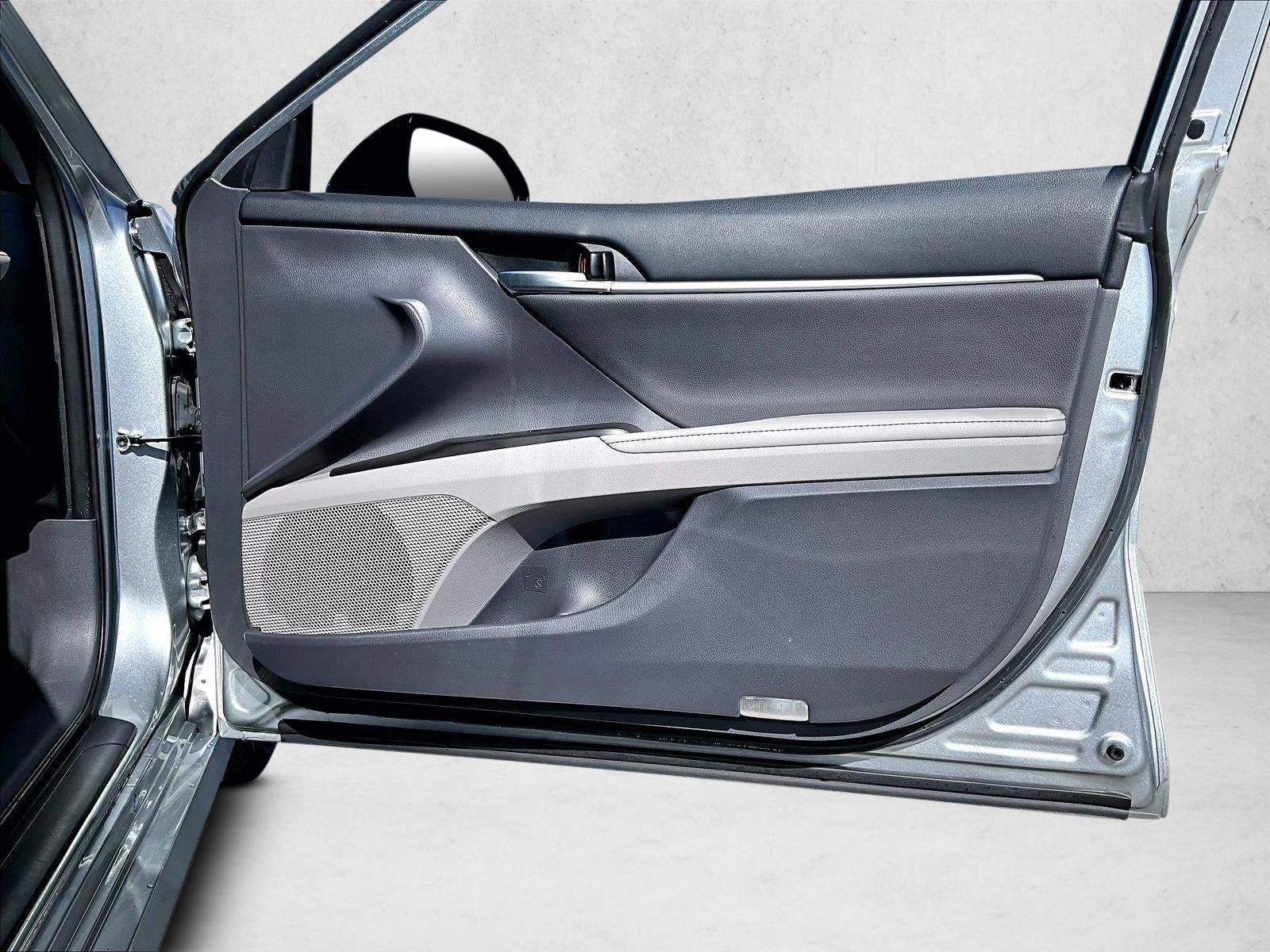 2023 Toyota Camry XLE Auto (SE)