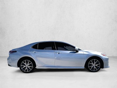 2023 Toyota Camry XLE Auto (SE)