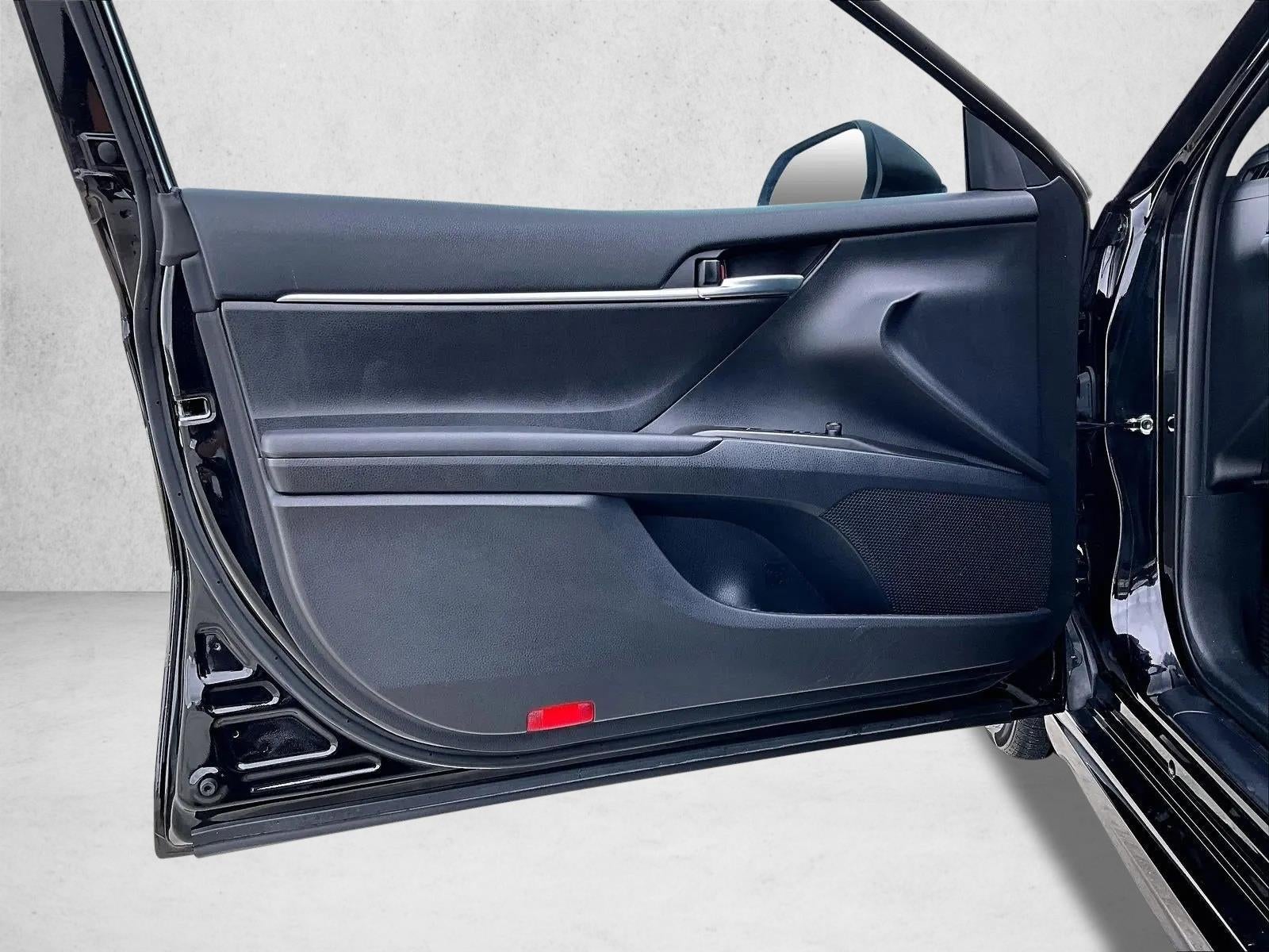 2023 Toyota Camry SE Auto (Natl)