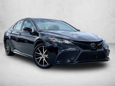 2024 Toyota Camry SE Auto (SE)