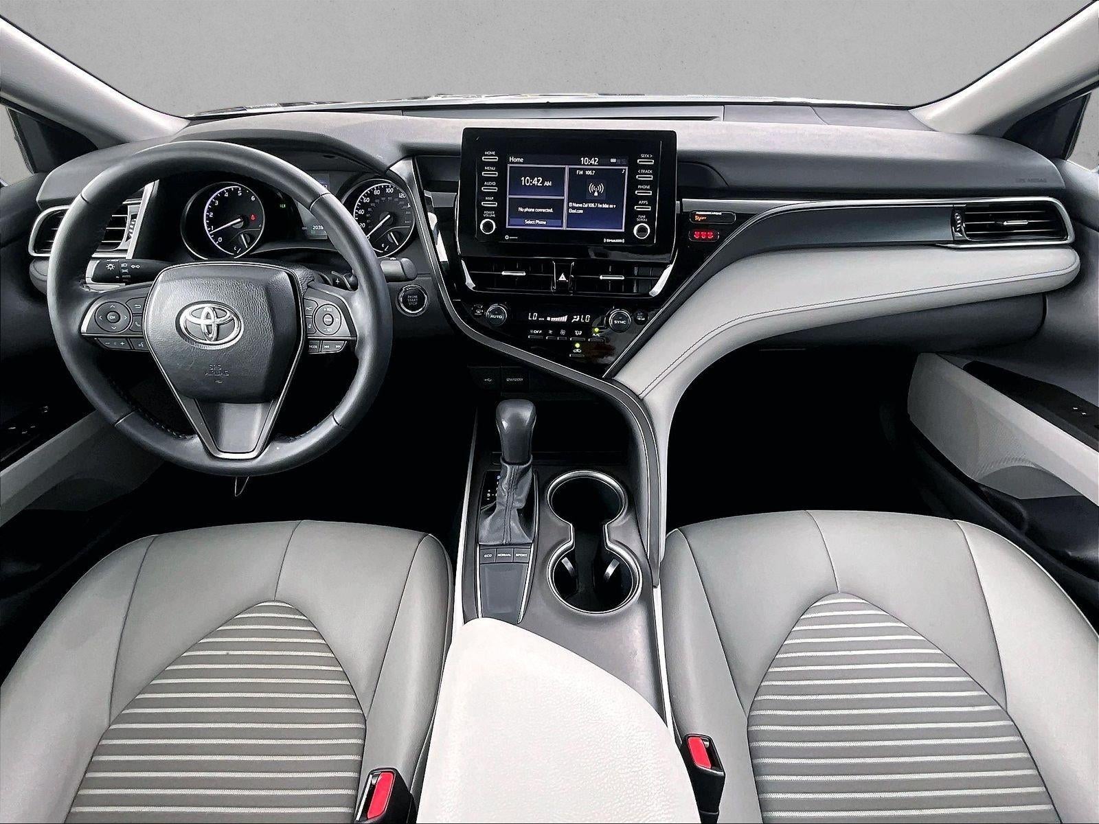 2024 Toyota Camry SE Auto (SE)