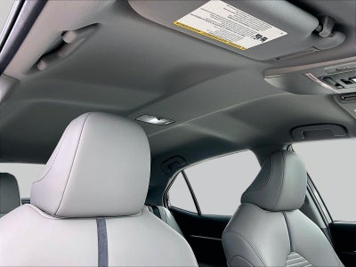 2024 Toyota Camry SE Auto (SE)