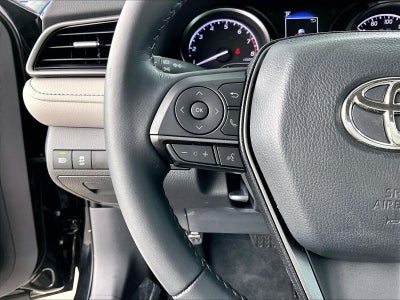 2024 Toyota Camry SE Auto (SE)