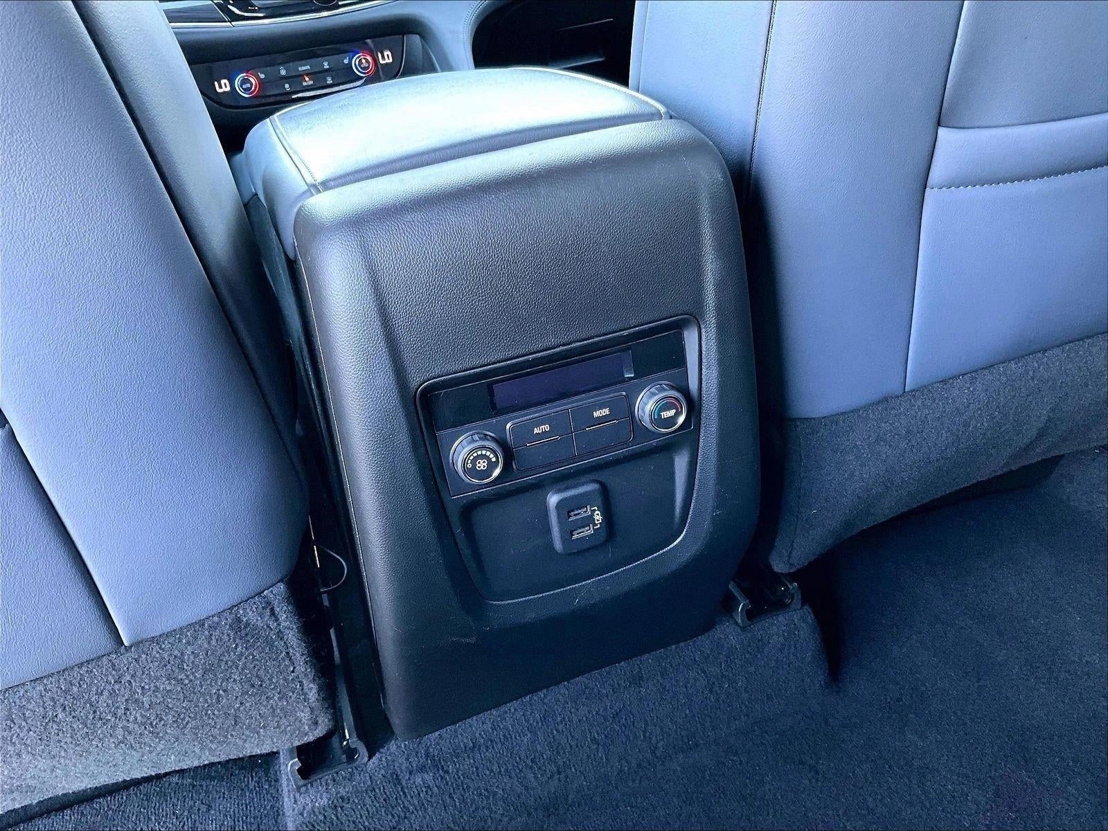 2024 Buick Enclave Essence FWD