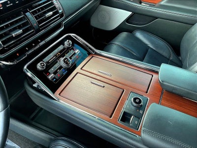 2023 Lincoln Navigator L Reserve 4x2