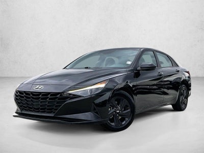 2022 Hyundai ELANTRA SEL IVT