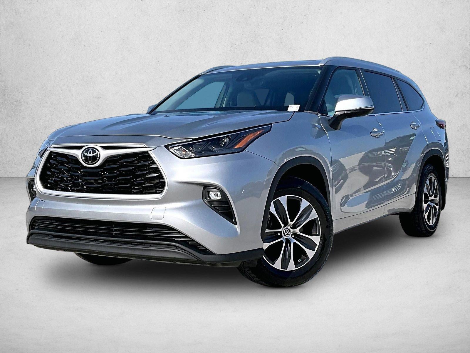 2023 Toyota Highlander XLE FWD (Natl)