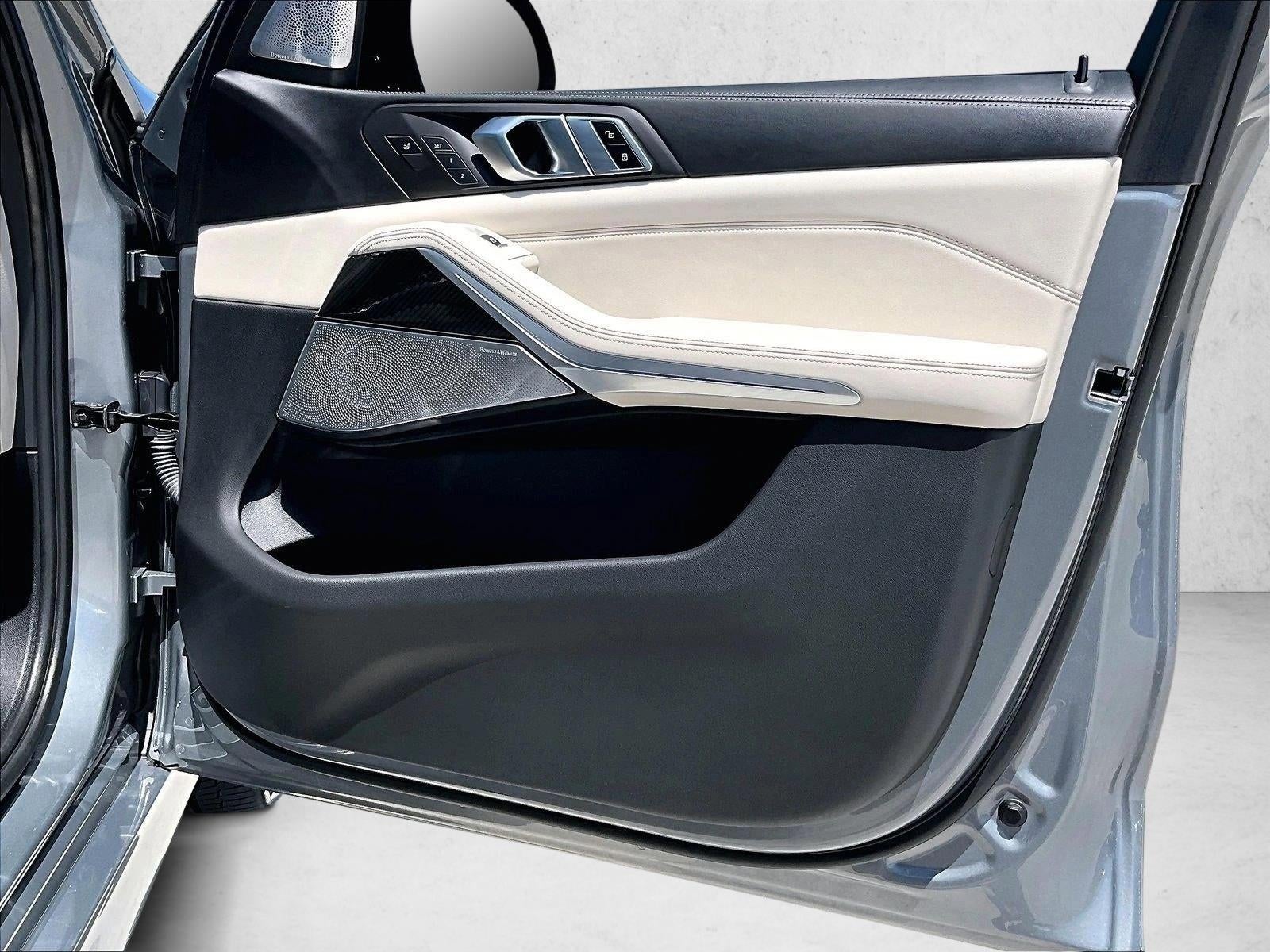2024 BMW X5 M60i Sports Activity Vehicle
