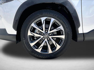 2022 Toyota Corolla Cross XLE 2WD (Natl)
