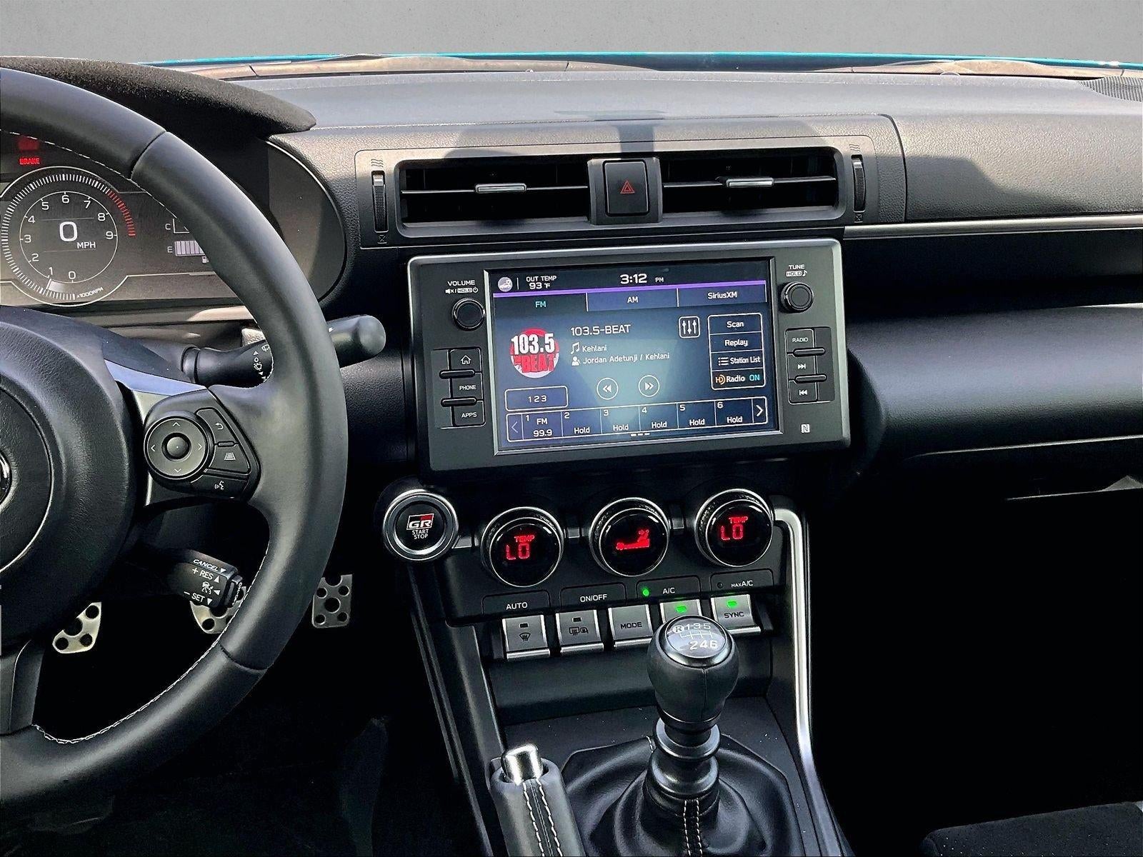 2024 Toyota GR86 Premium Manual (Natl)