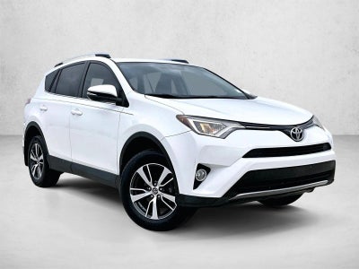2016 Toyota RAV4 FWD 4dr XLE (GS)