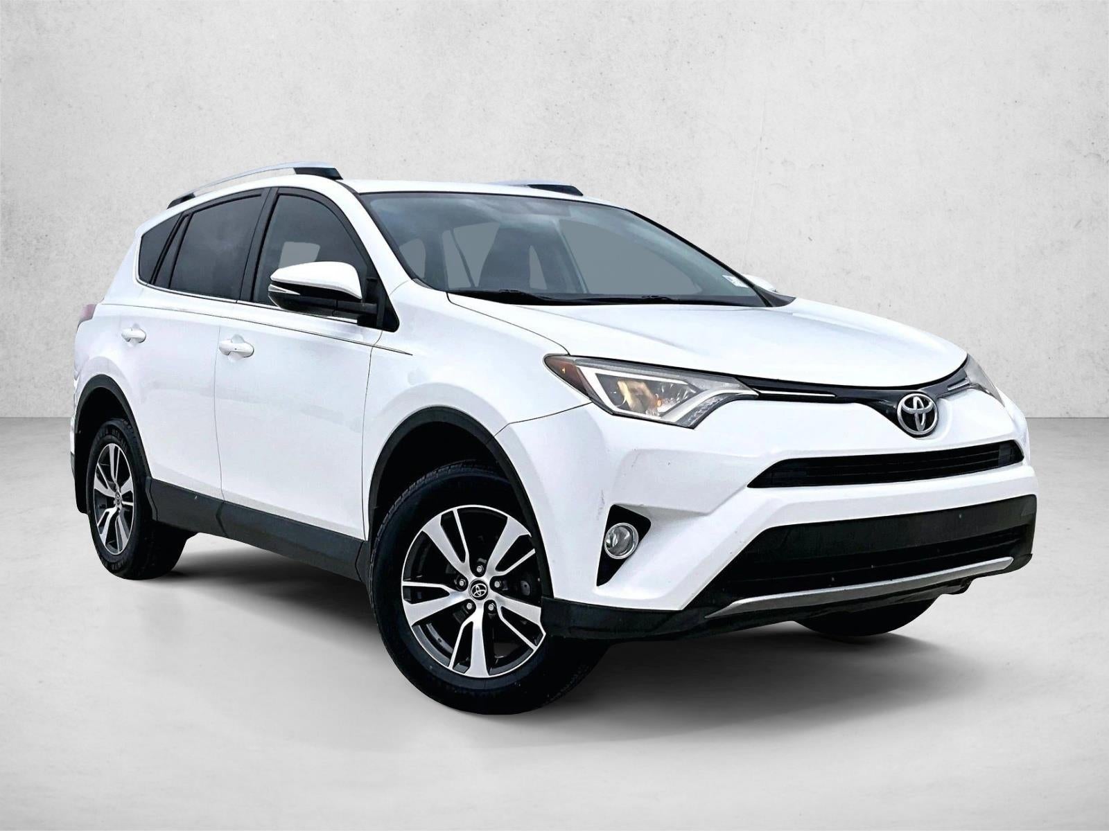 2016 Toyota RAV4 FWD 4dr XLE (GS)