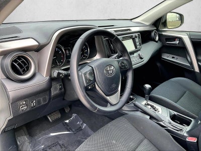 2016 Toyota RAV4 FWD 4dr XLE (GS)