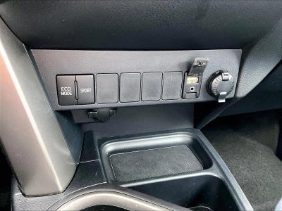 2016 Toyota RAV4 FWD 4dr XLE (GS)