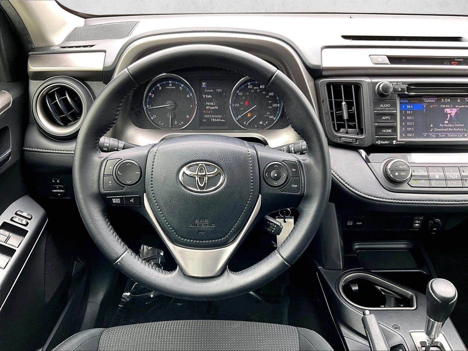 2016 Toyota RAV4 FWD 4dr XLE (GS)