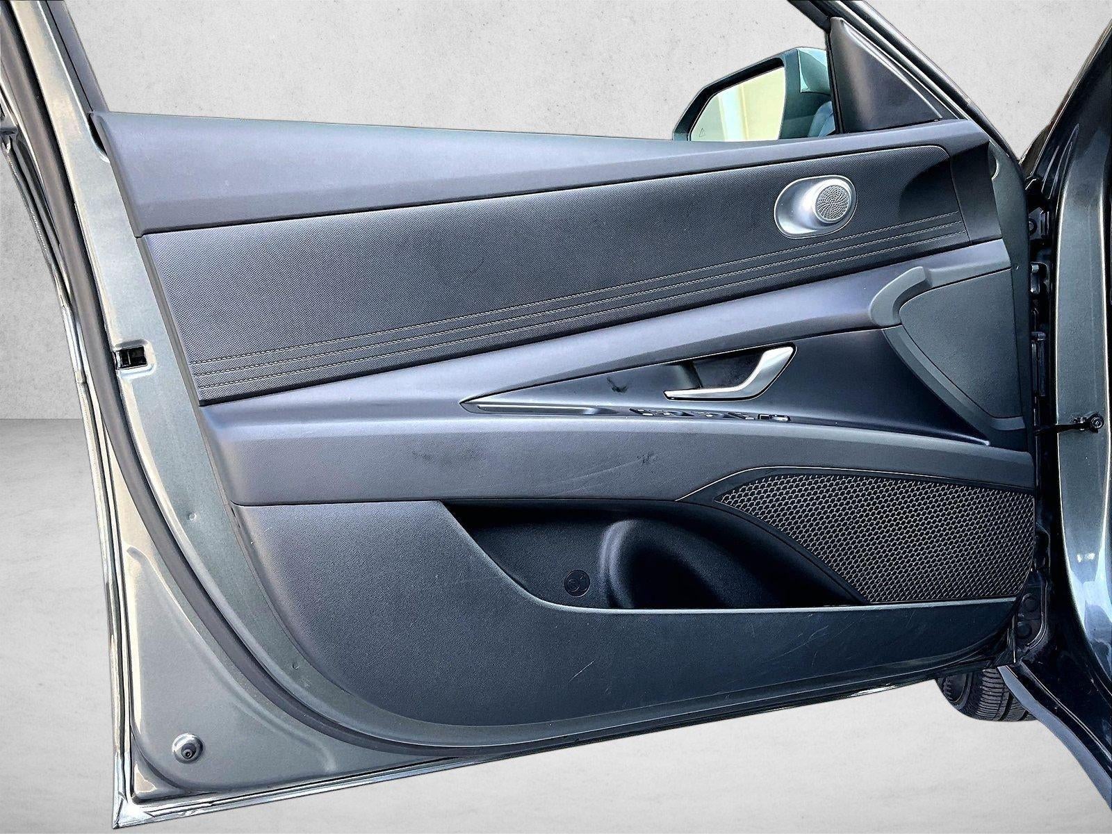 2024 Hyundai ELANTRA SEL IVT