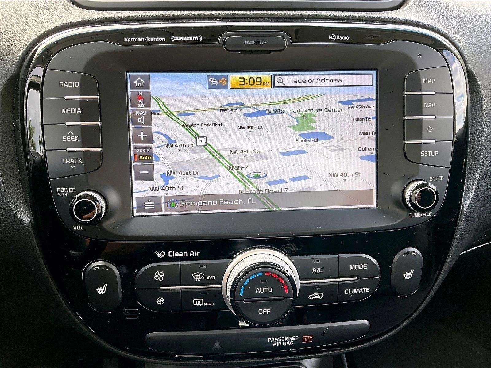 2018 Kia Soul ! Auto