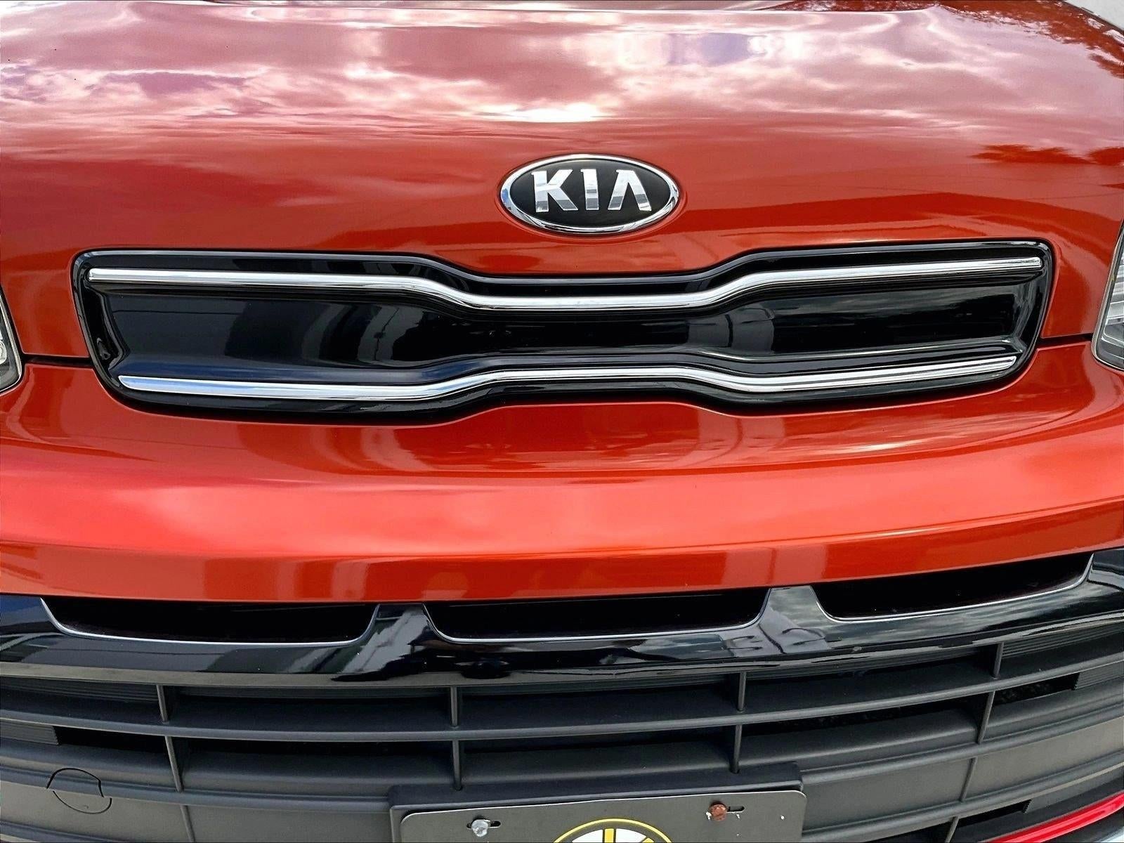 2018 Kia Soul ! Auto
