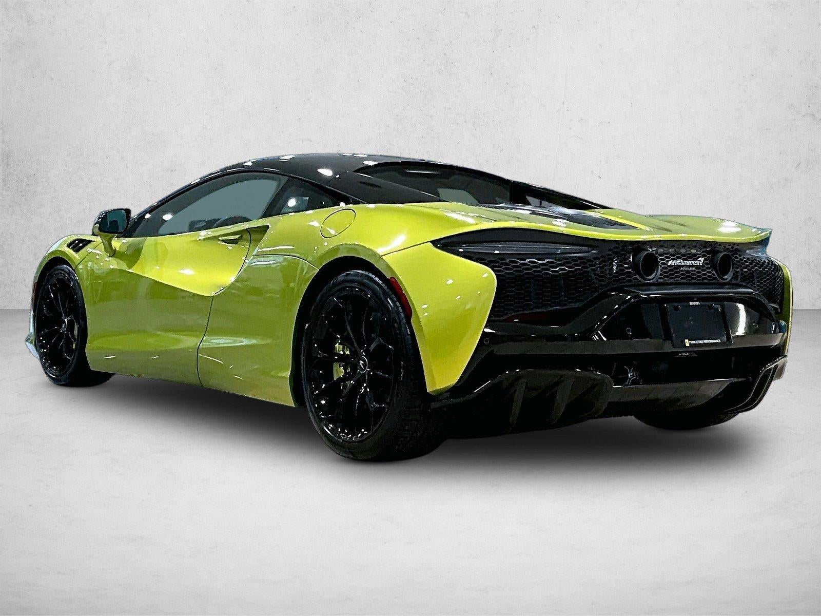 2023 McLaren Artura Coupe