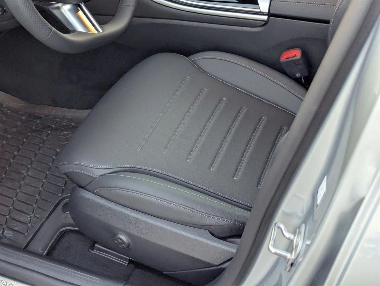 2025 Mercedes-Benz C-Class C 300 Sedan