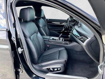 2017 BMW 750i Sedan