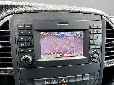 2018 Mercedes-Benz Metris Passenger Van Standard Roof 126" Wheelbase