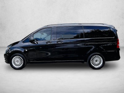 2018 Mercedes-Benz Metris Passenger Van Standard Roof 126" Wheelbase