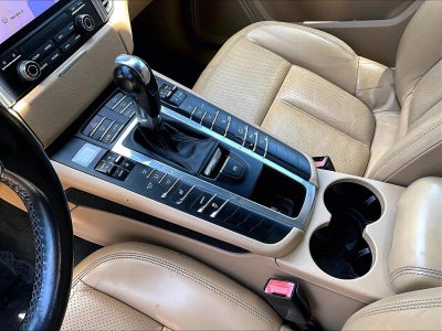 2017 Porsche Macan AWD