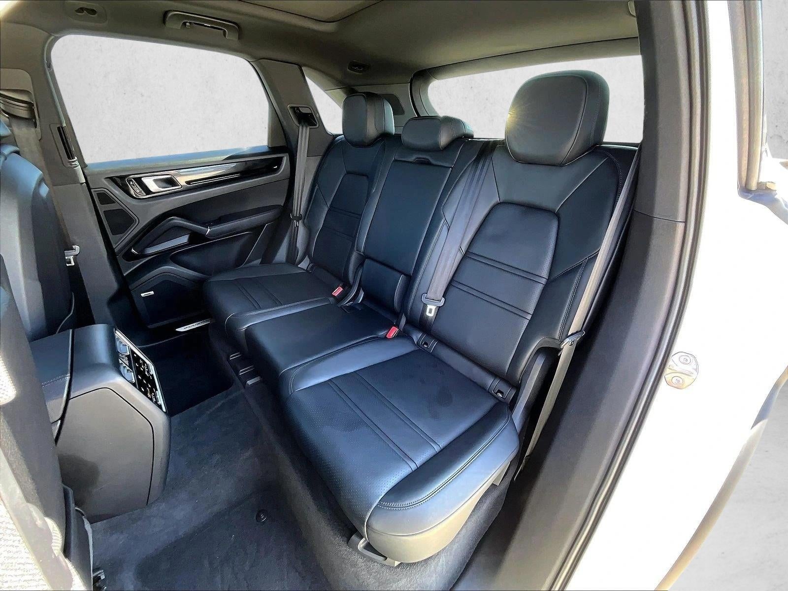 2021 Porsche Cayenne AWD