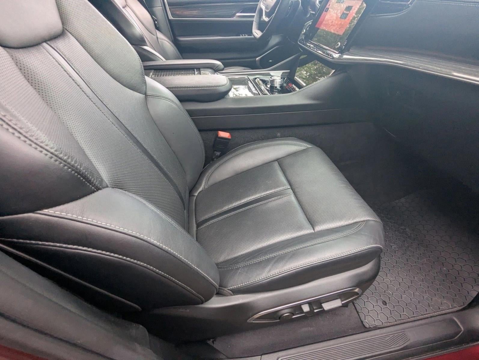 2022 Jeep Wagoneer Series II 4x2