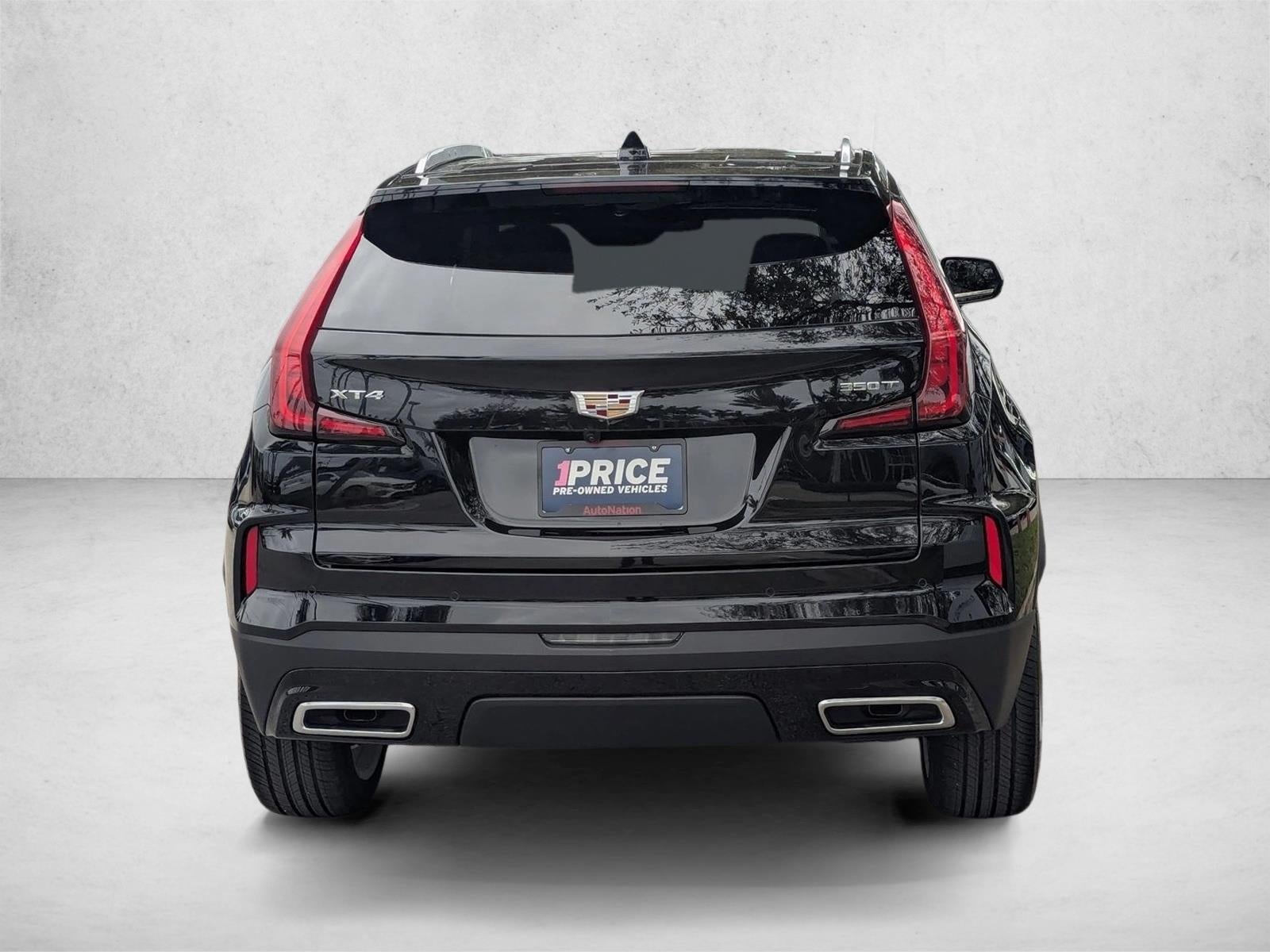 2024 Cadillac XT4 FWD 4dr Premium Luxury